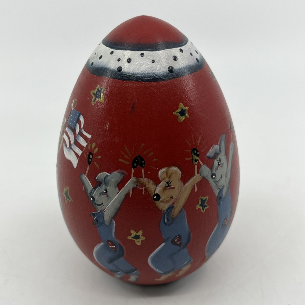 Vintage patriotic wood hand painted egg shaped Artist Signed Rosie 93'‎ Rabbits
